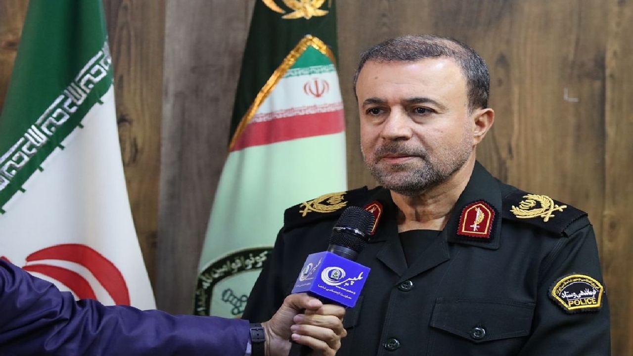 کشف ۲ هزار تن چوب قاچاق در انزلی کشف ۲ هزار تن چوب قاچاق در انزلی