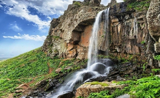 نابترین چشماندازهای طبیعی در تالش ؛ از آبشارهاتا درختان سربه فلک کشیده