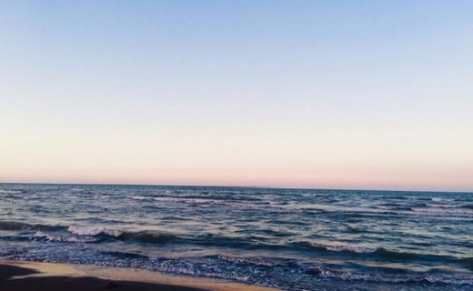 چشماندازهای رویای در رودسر، از ساحلهای زیبا تا تپههای سرسبز چشماندازهای رویای در رودسر، از ساحلهای زیبا تا تپههای سرسبز