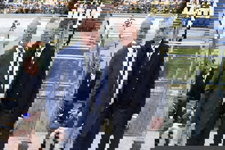 2144244