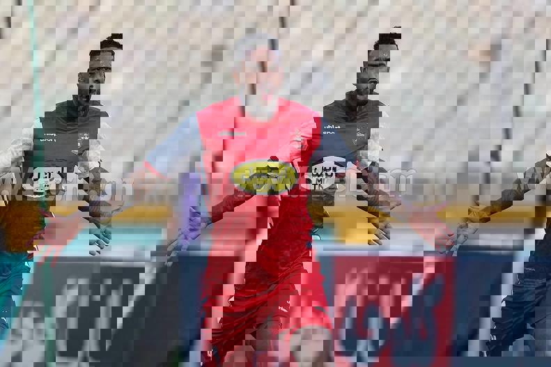 1935687