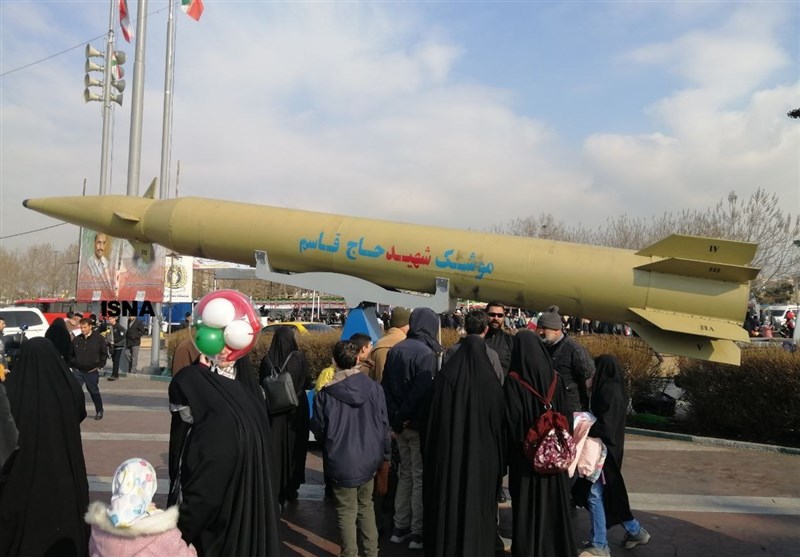 نمایش موشک‌های بالستیک و ماهواره‌بر در راهپیمایی 22 بهمن