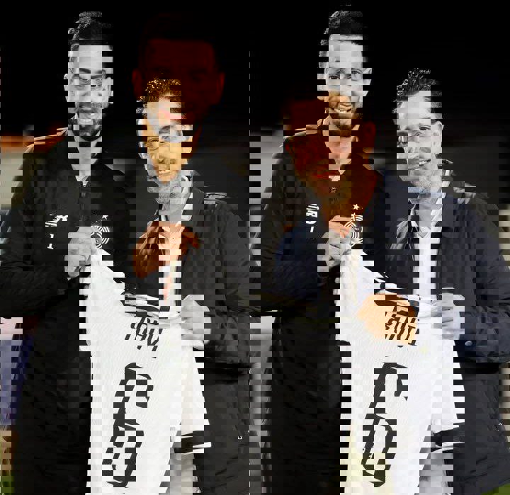 2151653