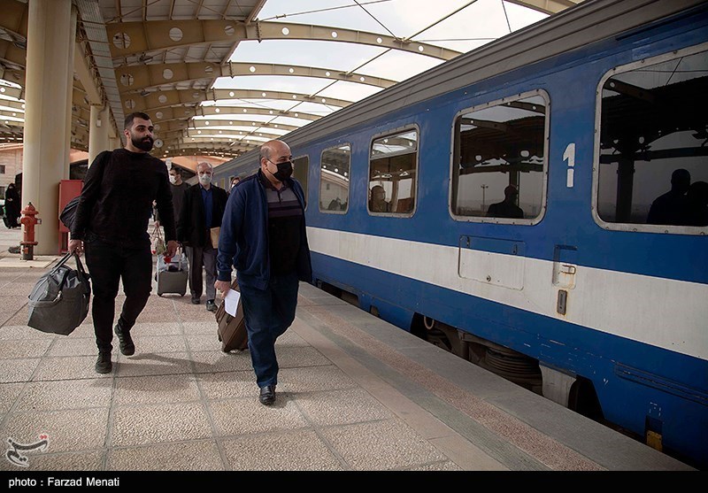 آغاز فروش بلیت قطارهای مسافری با افزایش 25 درصدی قیمت‌