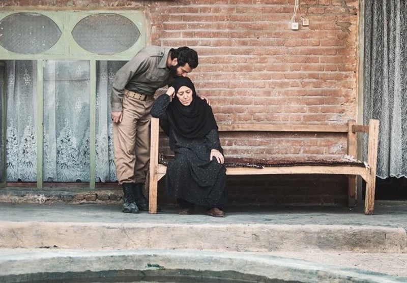 بازیگر نقش مادر شهید هاشمی: نگران خانواده شهید بودم