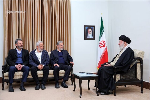 دبیرکل جنبش جهاد اسلامی فلسطین و هیئت همراه با رهبر انقلاب دیدار کردند