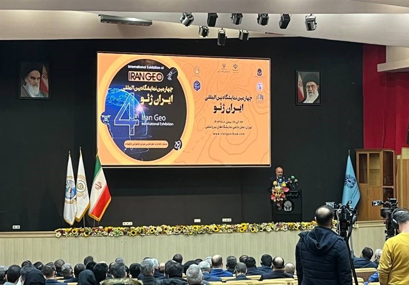 فخری: اطلاعات جغرافیایی زیرساخت توسعه کشور است
