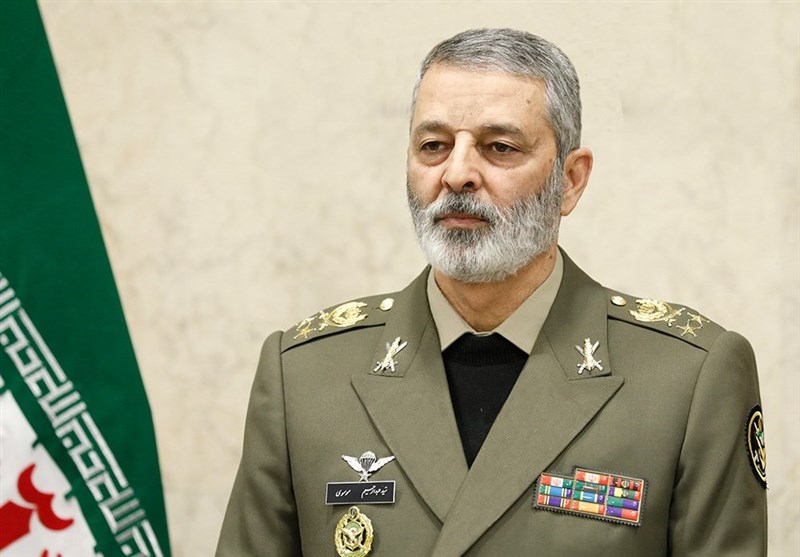 موسوی در راهپیمایی: مردم آمده‌اند تا پاسخ ترامپ را بدهند