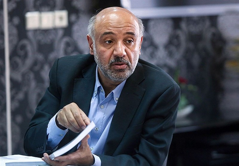 میدری: مزد 1404 بر اساس تورم و سبد معیشت تعیین می‌شود