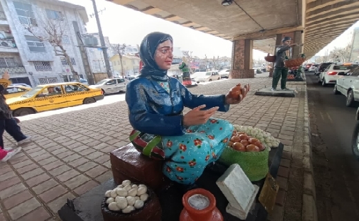 فضا سازی نوروزی در شهر رشت + عکس