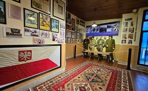 موزه جنگ جهانی دوم در لاهیجان