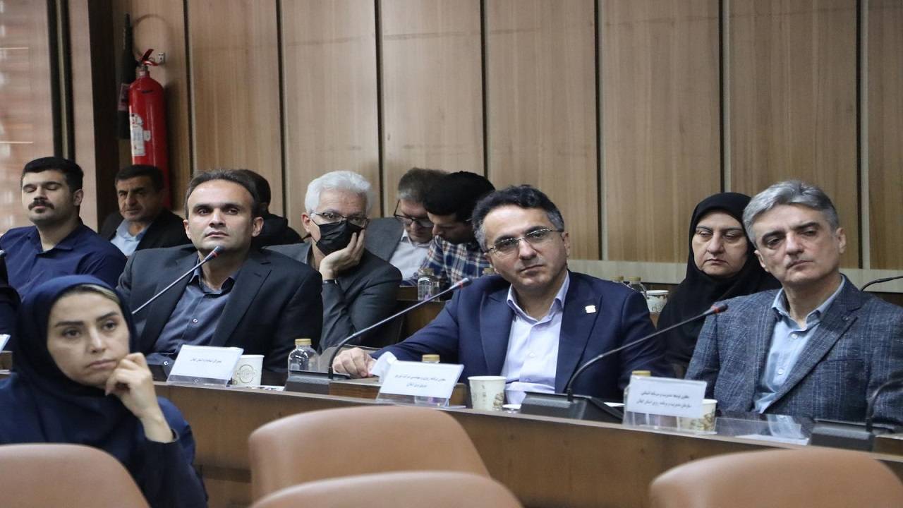 لزوم جذب سرمایه در صنعت برق گیلان
