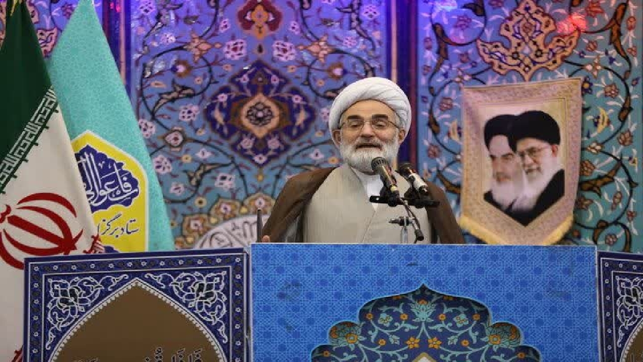 ملت ایران هیچ گاه عقب نشینی نخواهند کرد / تل آویو و حیفا با خاک یکسان خواهیم کرد