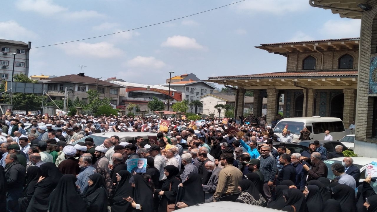 فریاد انتقام‌خواهی مردم گیلان در میعادگاه های نماز جمعه+تصاویر