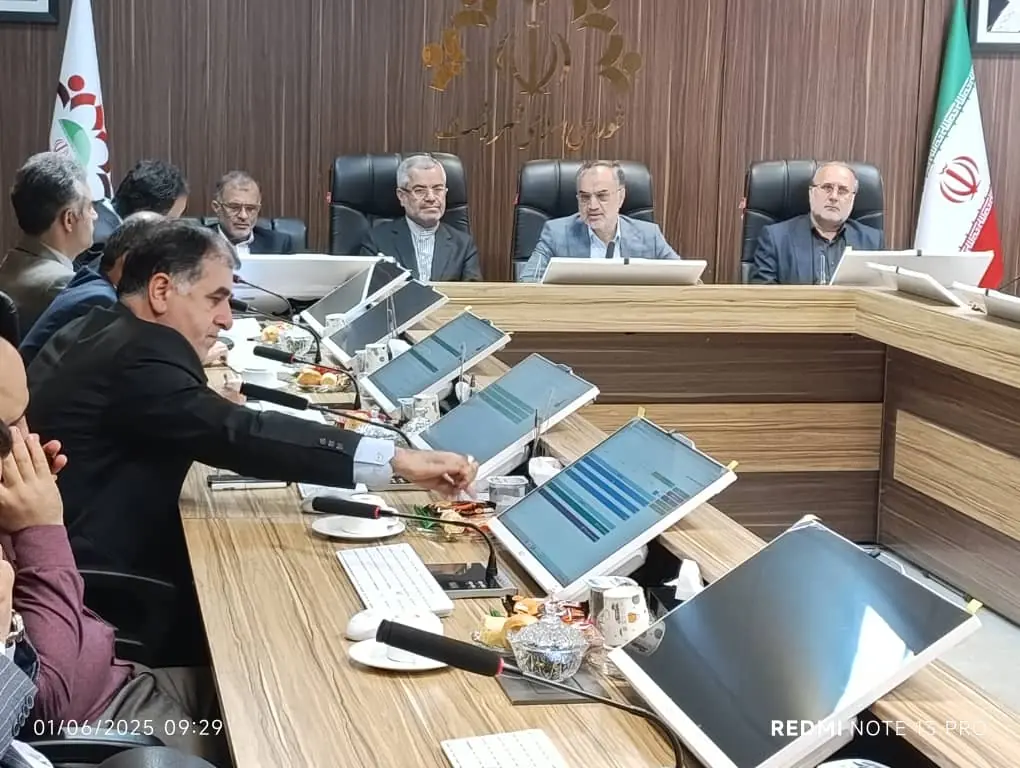 حضور سرزده دکتر احمدی سنگر در صحن علنی شورای شهر رشت
