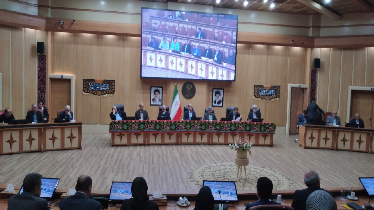 بررسی مسائل و موانع بخش خصوصی در گیلان