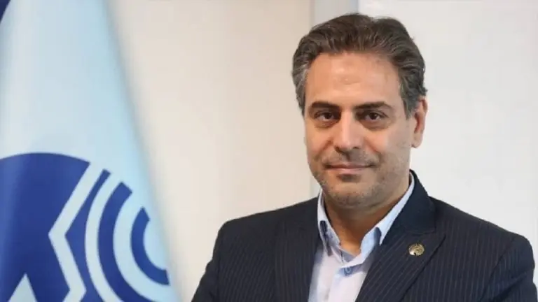 مهندس جعفر پور با تقدیر از مخابرات تهران ؛ بر شتاب در توسعه فیبرنوری تأکید کرد