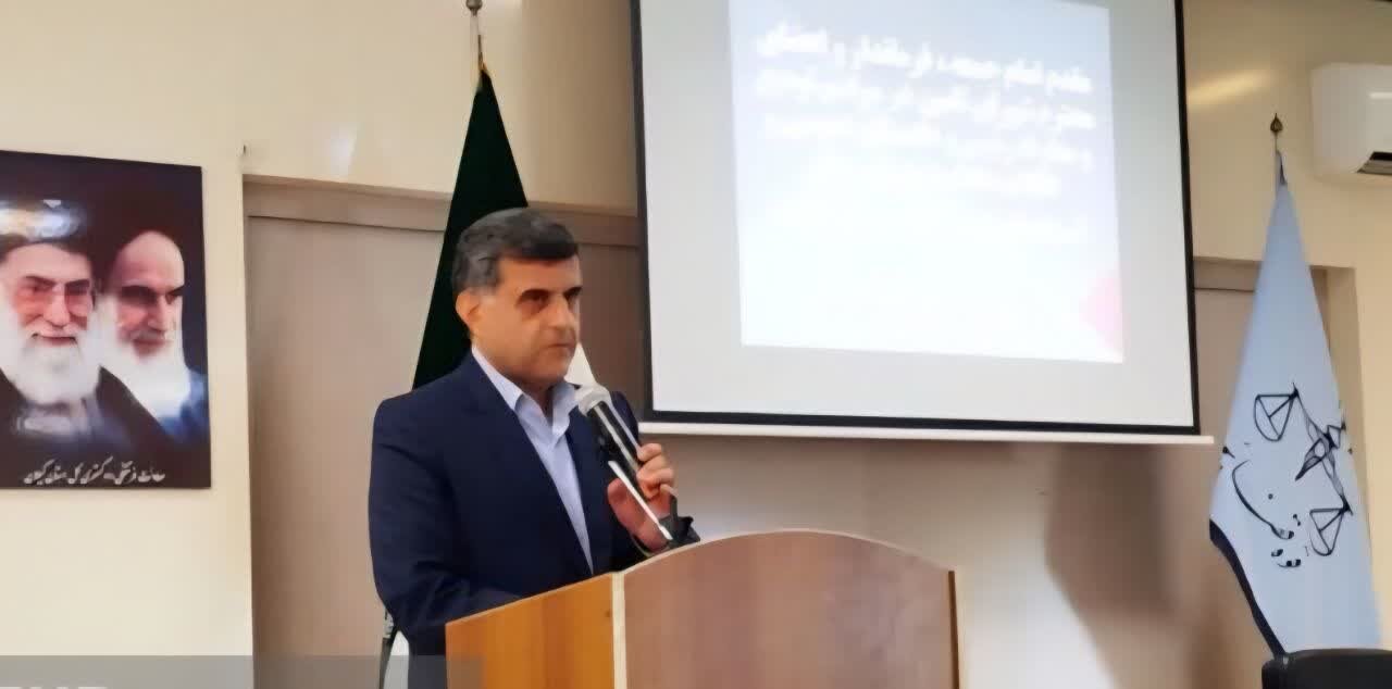 همکاری مسئولان با دستگاه قضا ثمره‌ای جز عدالت و آرامش ندارد