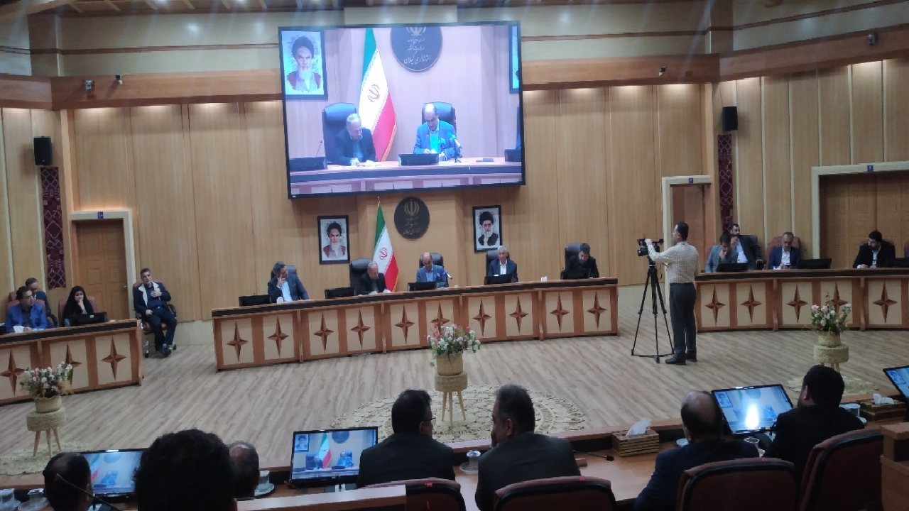 لزوم شناسایی نقاط حادثه خیز جاده ای/ از تولید انرژی خورشیدی و بادی در گیلان حمایت می شود