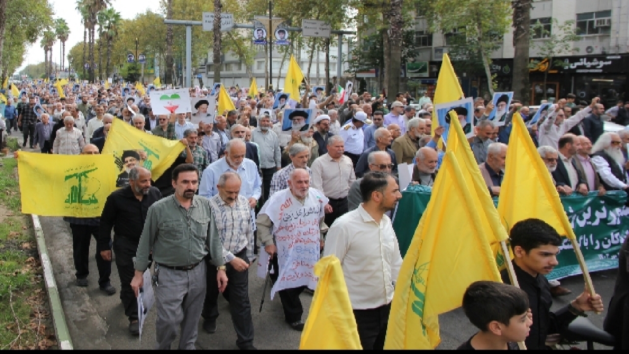 راهپیمایی جمعه های خشم و نصر نمازگزاران گیلانی+تصاویر