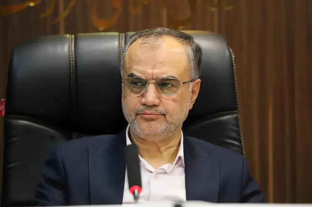 کارگرنیا: هفته دفاع مقدس یادآور غیرت، ایمان و ایثار ملت ایران است؛ واگذاری پارک‌ها به بخش خصوصی، ریختن آسفالت روی منهول‌ها و تقدیر از برگزارکنندگان کنگره هشت هزار شهید گیلان در دستور کار شورای رشت