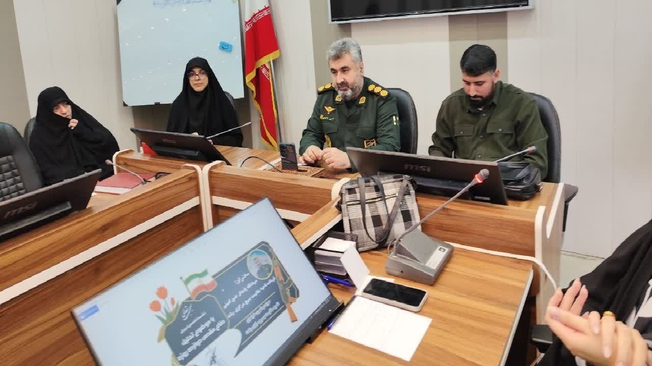 امنیت و استقلال ملی در صدر تولیدات فعالان فضای مجازی قرار گیرد