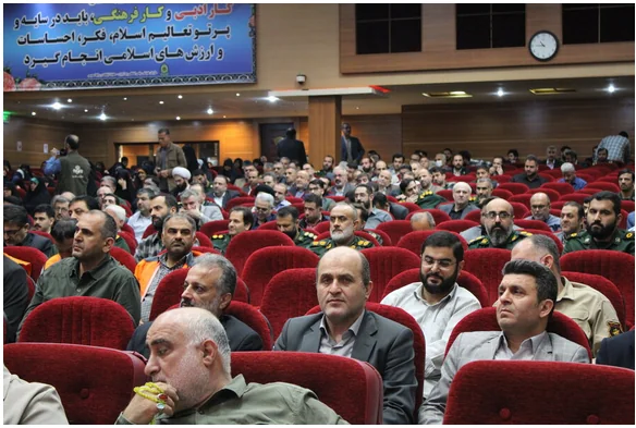 تجلیل از خادمان و نقش‌آفرینان دومین کنگره ۸۰۰۰ شهید گیلان در رشت