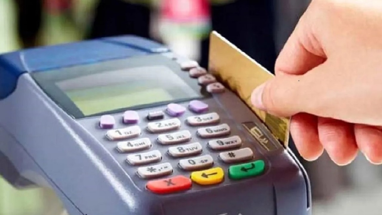 کپی‌برداری از کارت‌های بانکی با دستگاه اسکیمر در رشت