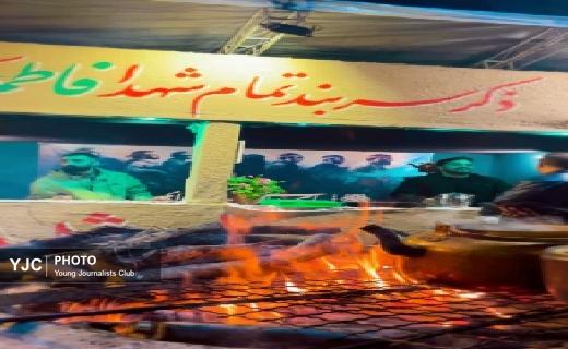 ایستگاه صلواتی و نمایشگاه تجسمی ایام فاطمیه در رشت + تصاویر