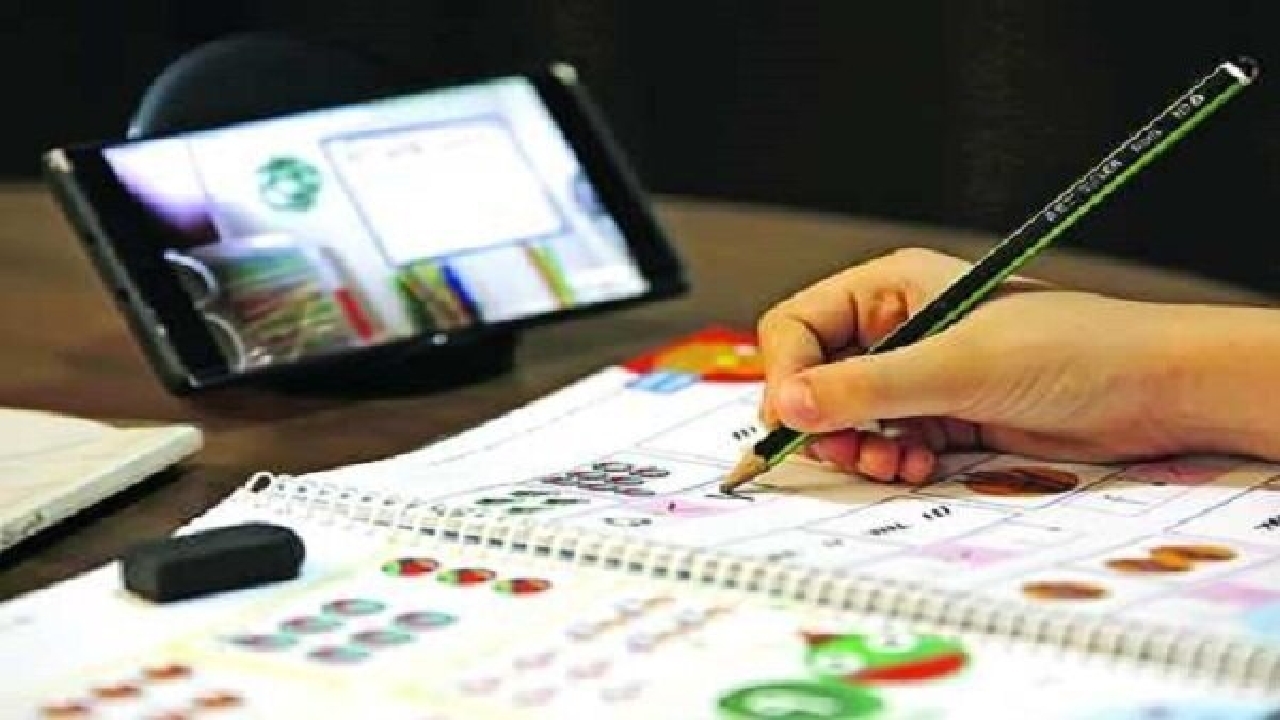 مدارس ابتدایی گیلان غیرحضوری شد/تداوم دورکاری مادران شاغل