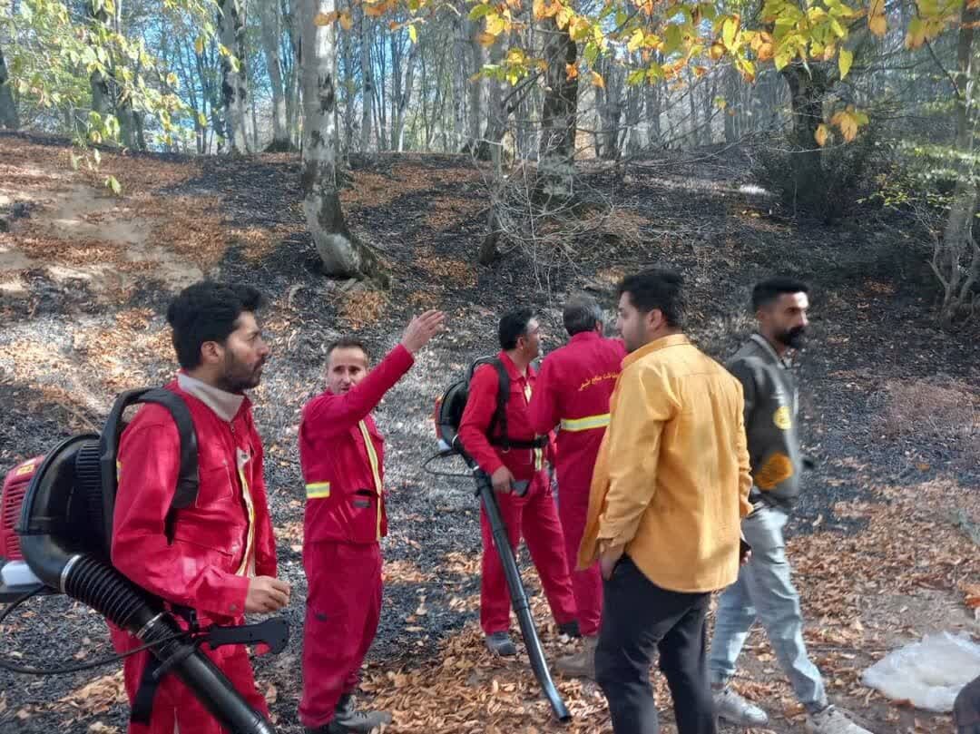 به دلیل اهمال گردشگران؛آتش‌سوزی حدود ۳ هکتار از عرصه‌های جنگلی سیاهرود رودبار