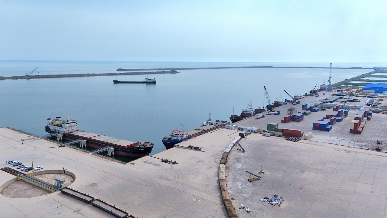 سیمان ایران از مسیر بندر کاسپین راهی بازار روسیه شد