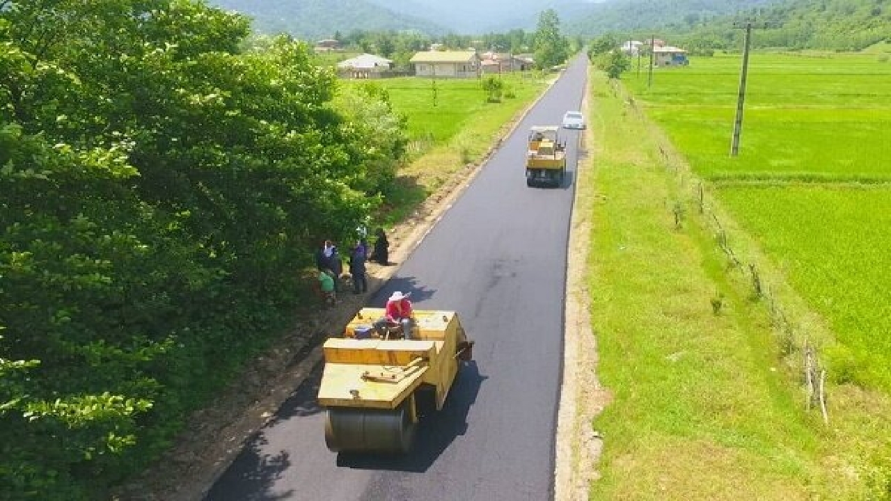 بهسازی و آسفالت ۷۶ کیلومتر از راه‌های روستایی گیلان