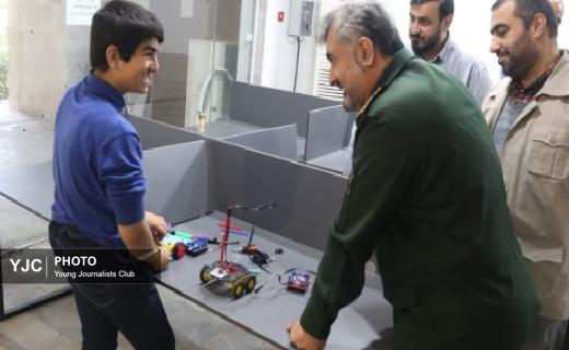 مسابقه‌ علمی رباتیک در رشت + تصاویر
