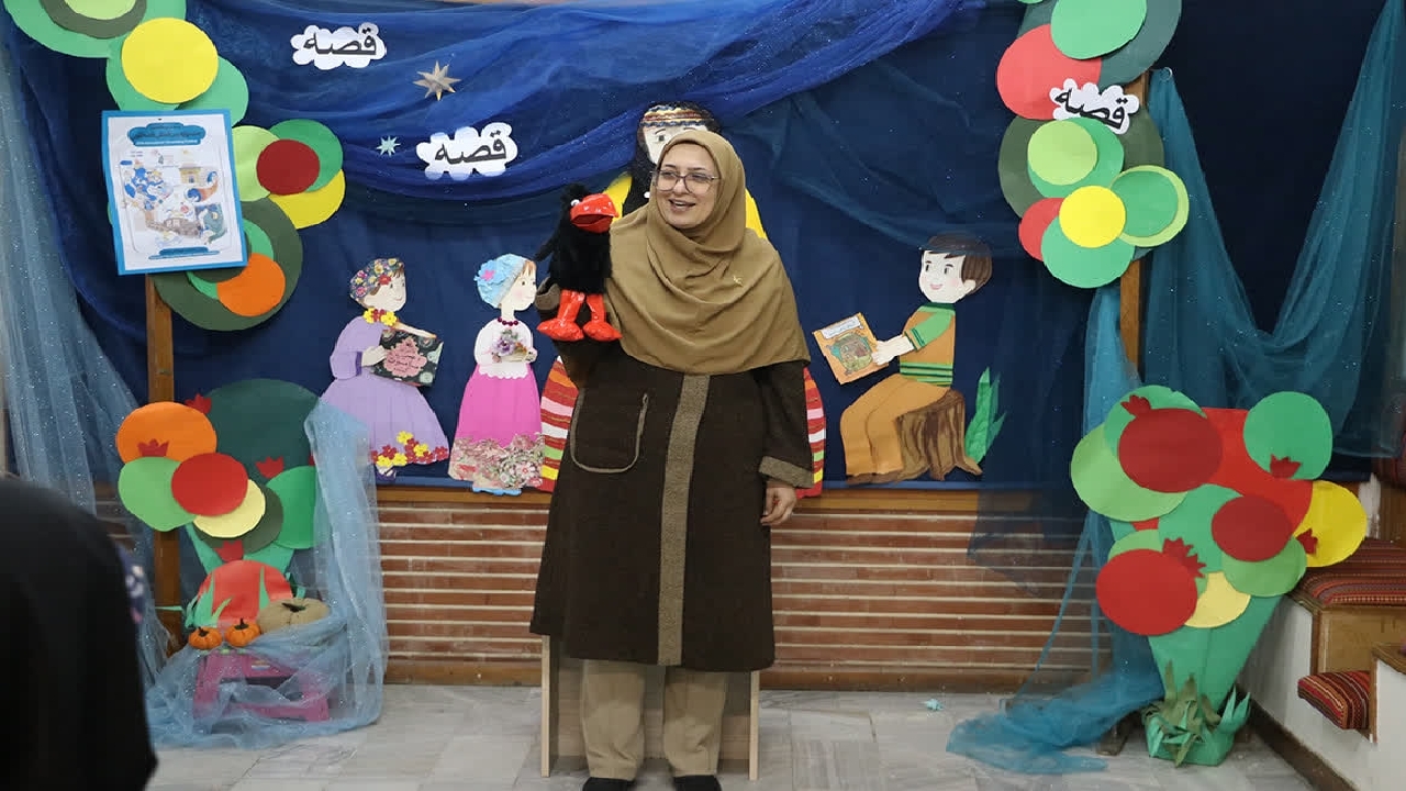 قصه‌گویی مادران در رشت