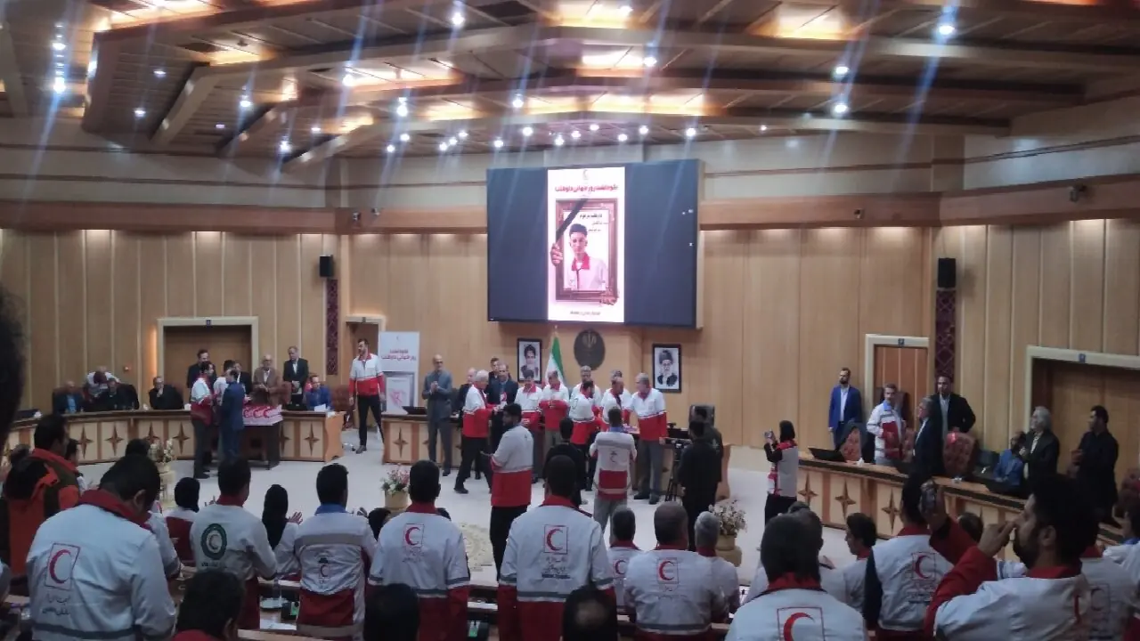 استاندار گیلان : داوطلبان هلالاحمر، تکیهگاه آرامش مردم هستند استاندار گیلان : داوطلبان هلالاحمر، تکیهگاه آرامش مردم هستند