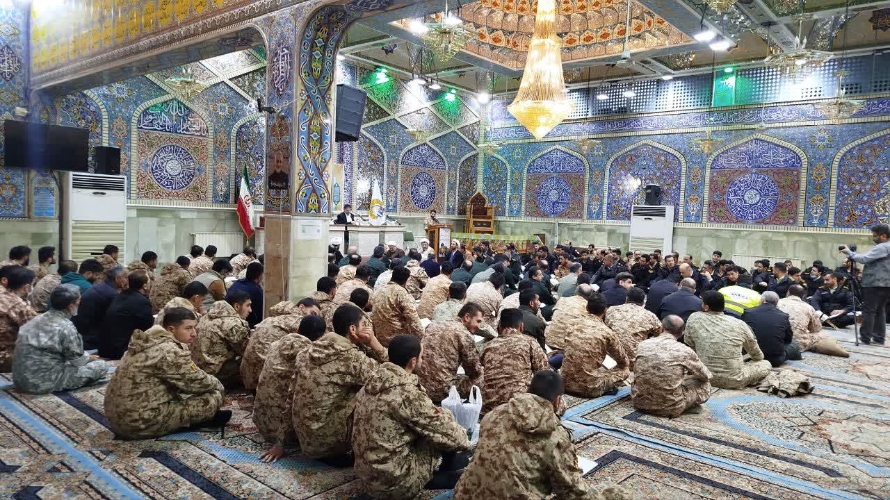 محافل انس با قرآن در حرم مطهر سید جلال‌الدین اشرف +تصاویر