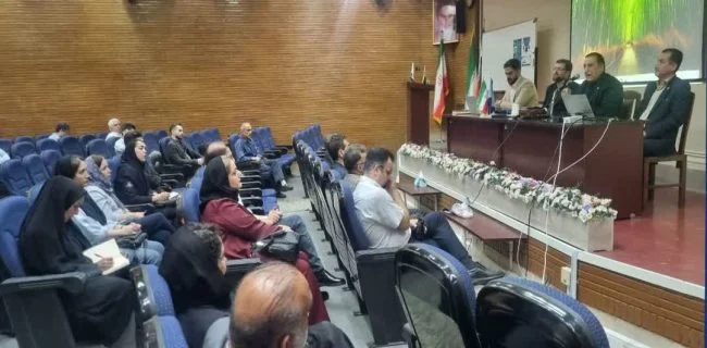 دکتر حبیبی رودسری: زخمهای مزمن نیازمند درمان تیمی و پیشگیری اولیه برای جلوگیری از قطع عضو هستند. دکتر حبیبی رودسری: زخمهای مزمن نیازمند درمان تیمی و پیشگیری اولیه برای جلوگیری از قطع عضو هستند.