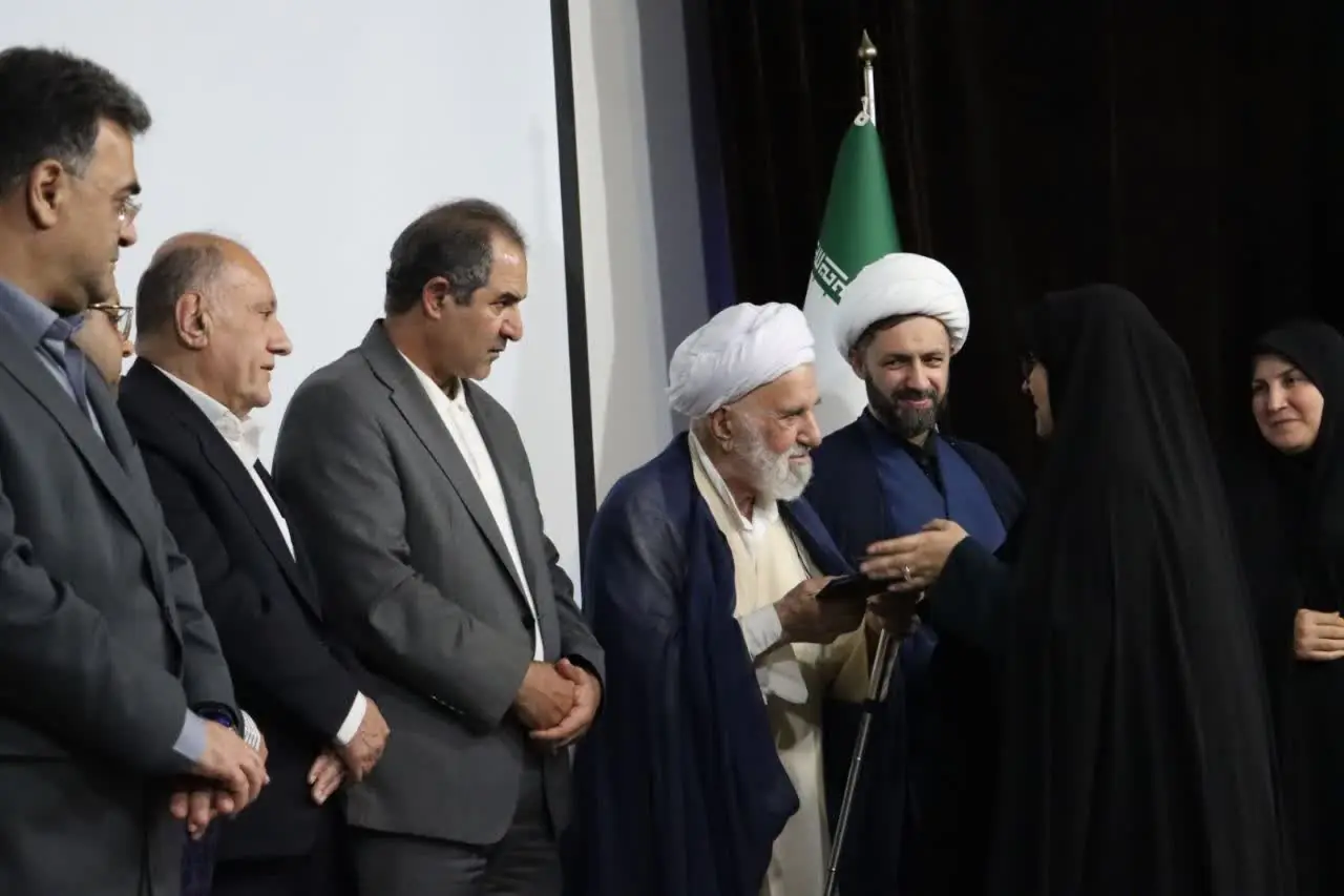 سمیرا حسنی با حکم استاندار گیلان سرپرست فرمانداری خمام شد.