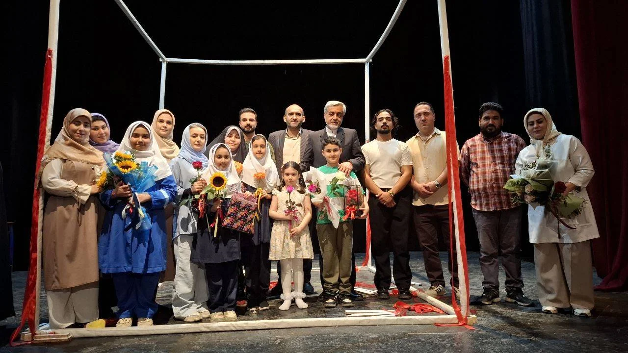 نمایش «رویا در مرگ» روایتگر آرزوهای ناتمام کودکان شهید