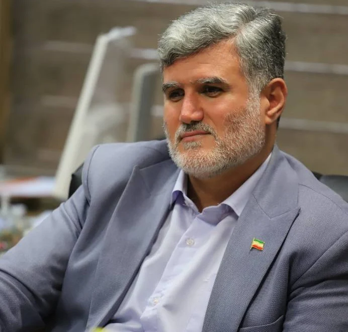 عزیزی: سلامت روانی شهروندان در ترافیک رشت به خطر افتاده است عزیزی: سلامت روانی شهروندان در ترافیک رشت به خطر افتاده است